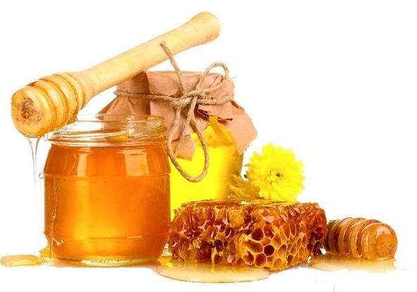 Le miel dans l'alimentation quotidienne des hommes aide à augmenter la puissance